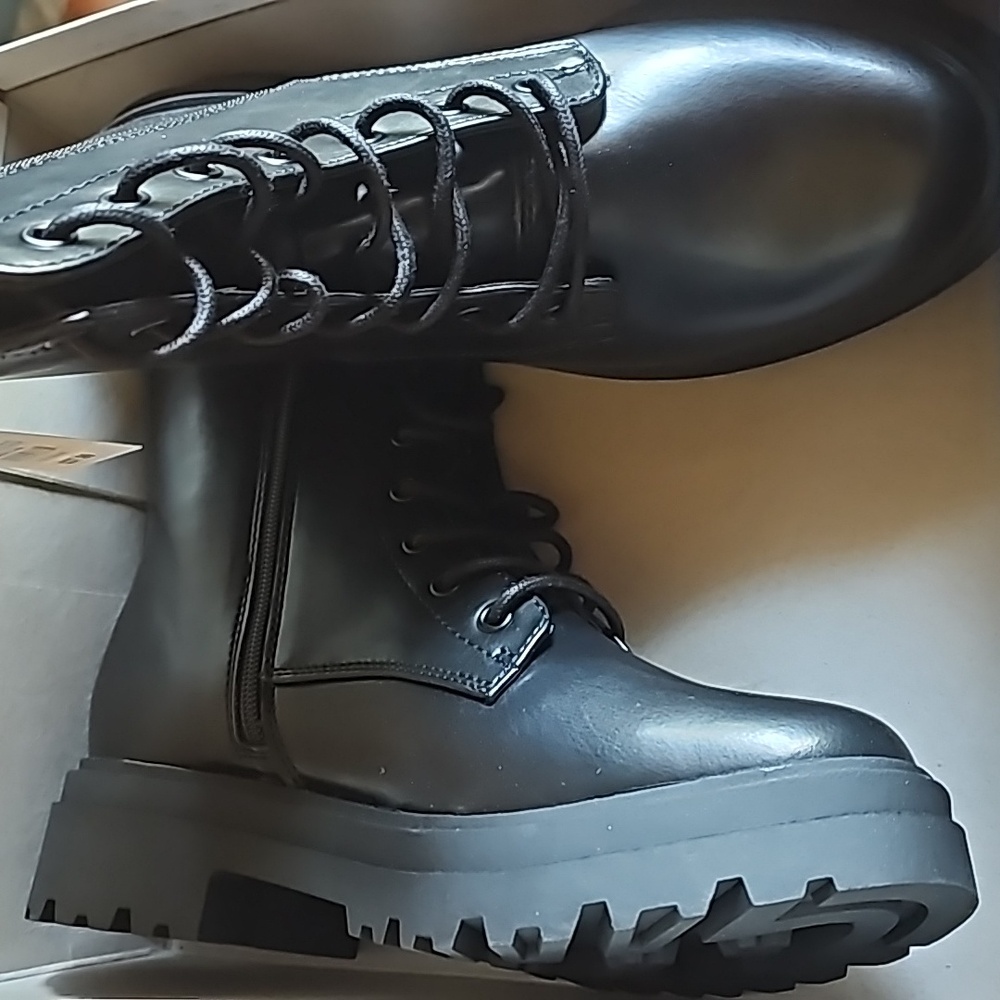 A NEW DAY Bridget Combat Boots - Picture 7 of 8